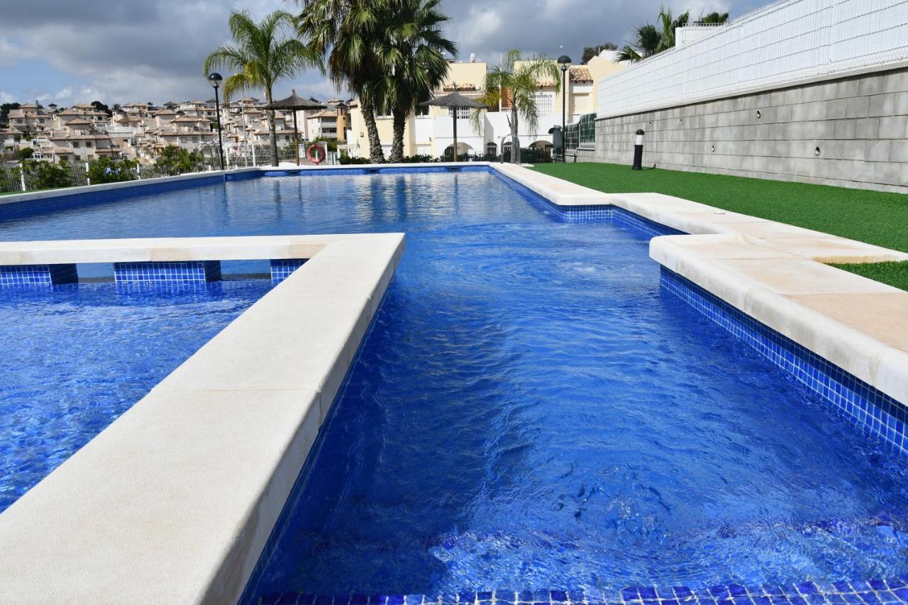 Luxurious Flat & Private Rooftop In Villamartin Orihuela Costa Dehesa de Campoamor  Exterior foto